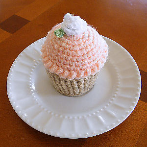 Peach Cupcake Pincushion